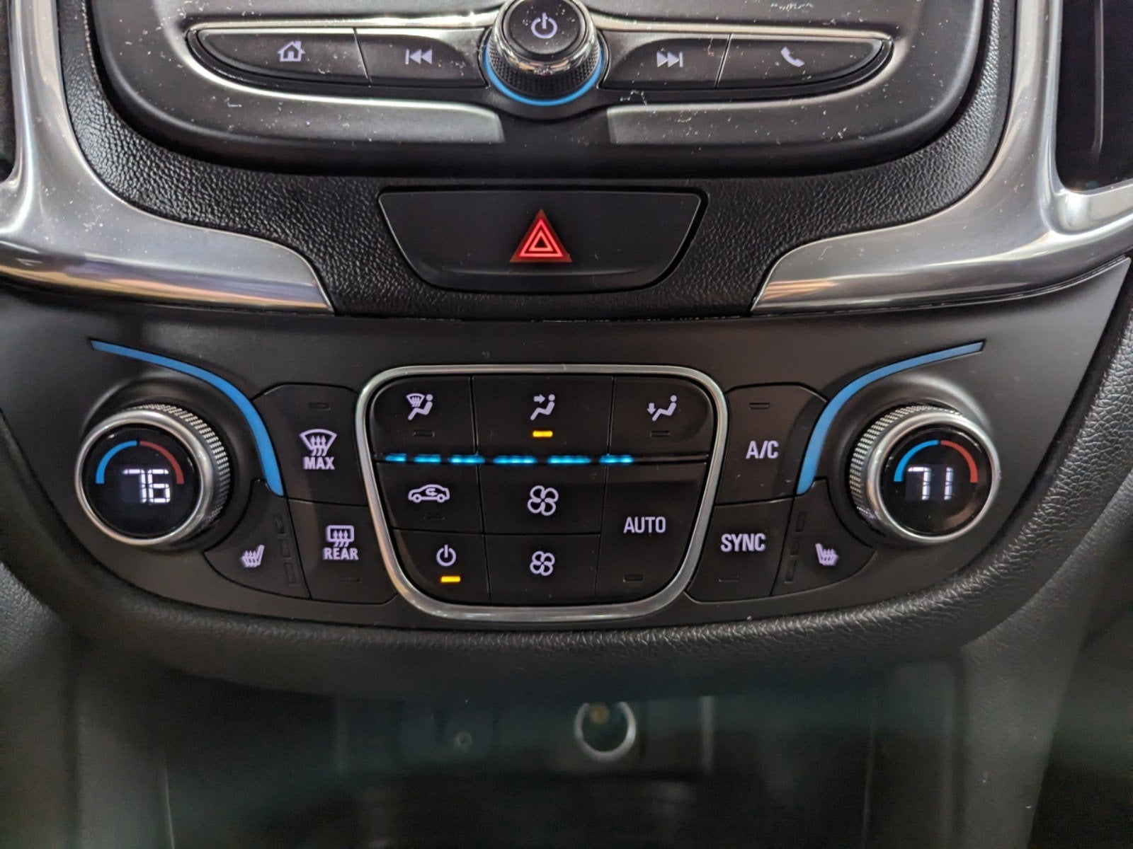 2018 Chevrolet Equinox LT Front Wheel Drive Remote Start System Premium Cloth Preferred Equipment Pkg